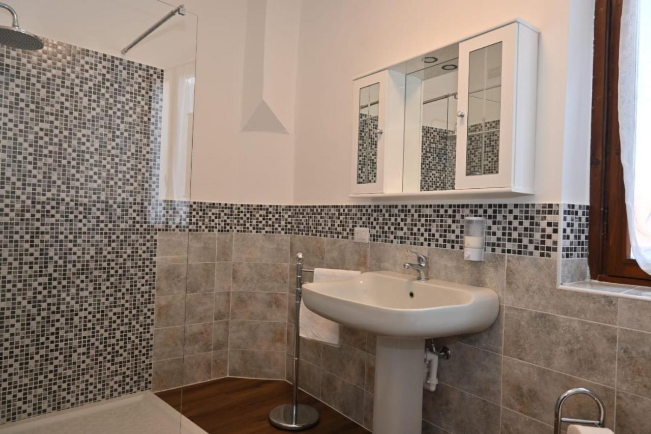 B&B Del Corso Castano Primo Zewnętrze zdjęcie